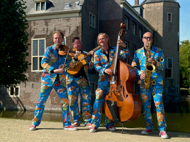 The Busquitos jazz band performing with their instruments